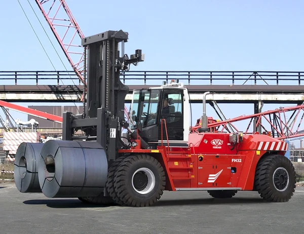 FORKLIFT TRUCKS-4X4 - Image 4