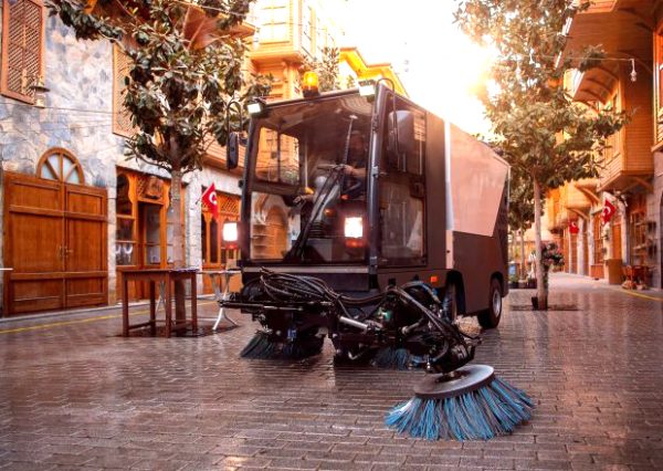 Compact Street Sweeper AGA 2100 - Image 2