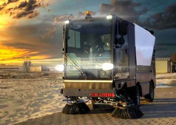 Compact Street Sweeper AGA 2100 - Image 3