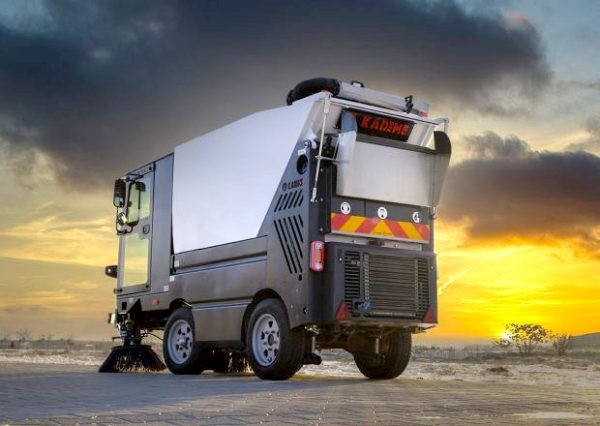 Compact Street Sweeper AGA 2100 - Image 4