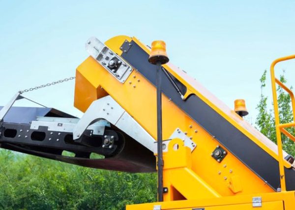 Truck Towed Road Sweeper - Image 5